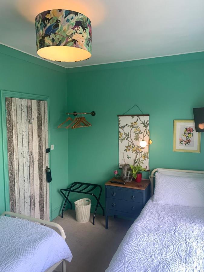 The Townhouse 101 Bed & Breakfast Sandown Ngoại thất bức ảnh
